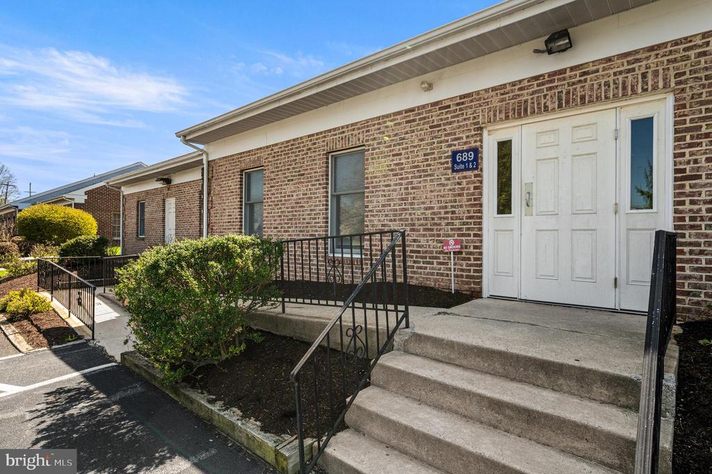 Commercial Lease in KENNETT SQUARE 2