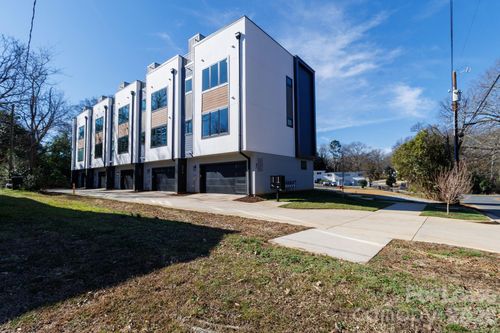 3521 Avalon Ave, Charlotte, NC, 28208-3008 | Card Image
