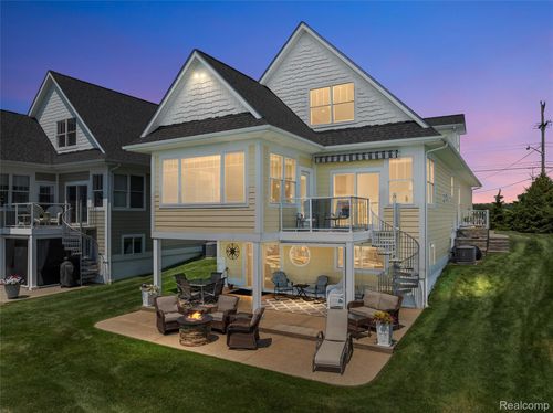 10043 Dixie Hwy, Ira, MI, 48023-2821 | Card Image