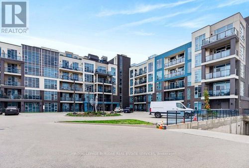 314-10 Concord Place, Grimsby (Grimsby Beach), ON, L3M0G6 | Card Image