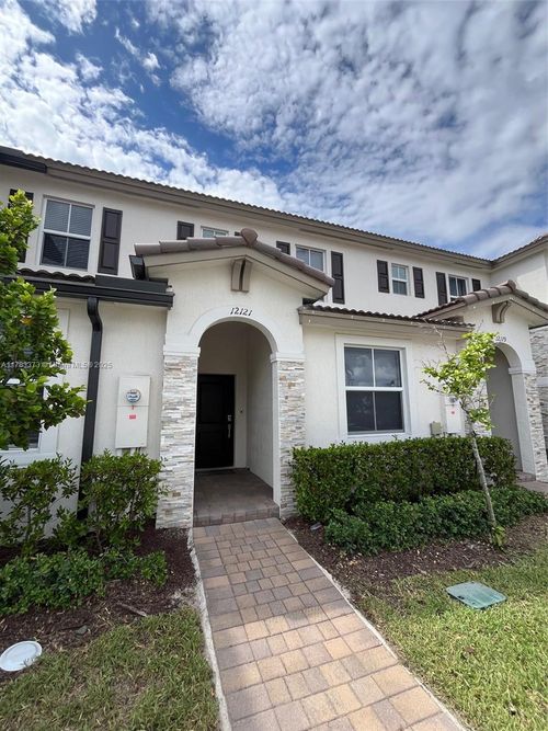 12121-12121 Nw 23rd Ct, Miami, FL, 33167-1487 | Card Image