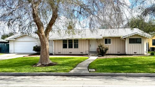 2335 N Douty St, Hanford, CA, 93230-1421 | Card Image