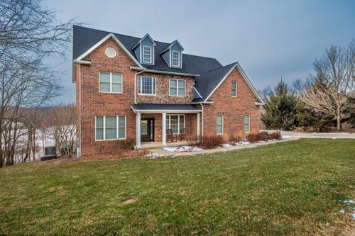 19 Garden Ln, Morgantown, WV, 26501-2291 | Card Image