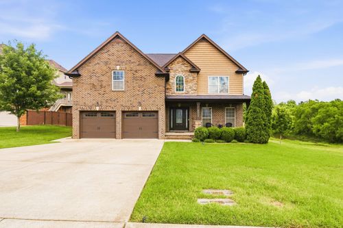 2243 Ellington Gait Dr, Clarksville, TN, 37043-1061 | Card Image