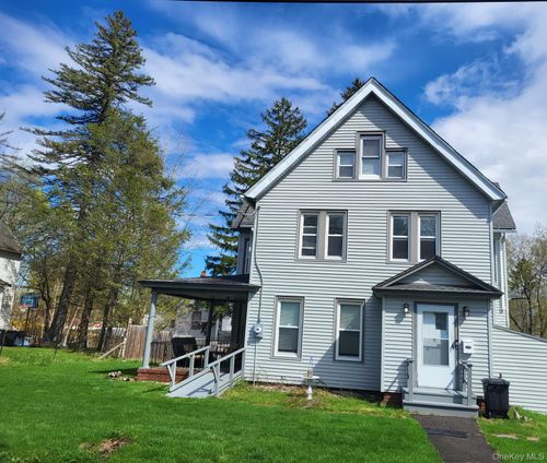 10 Green St, Monticello, NY, 12701-1308 | Card Image