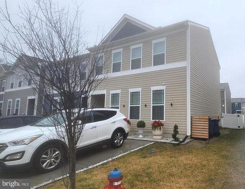 56 Pepperwood Dr, CAMDEN WYOMING, DE, 19934-5211 | Card Image