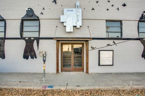 1-215 N Walton St, Dallas, TX, 75226-1560 | Card Image