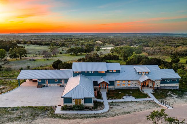 554 Seven Falls Dr, House other with 7 bedrooms, 8 bathrooms and null parking in Fredericksburg TX | Image 57