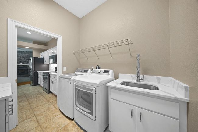1989 Nw 111 Th Loop, House other with 3 bedrooms, 2 bathrooms and null parking in OCALA FL | Image 39