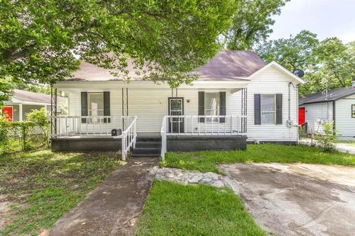781 Applewood St, Macon, GA, 31217-3903 | Card Image