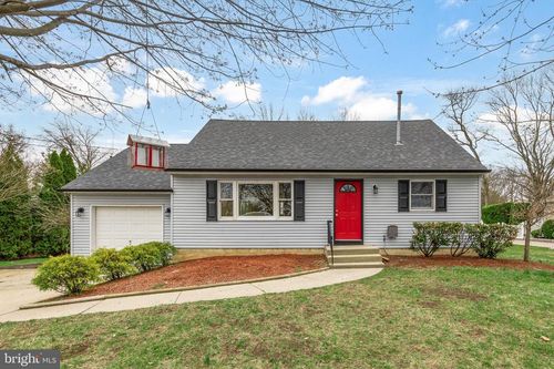 68 Janeway Ave, MOORESTOWN, NJ, 08057-3708 | Card Image