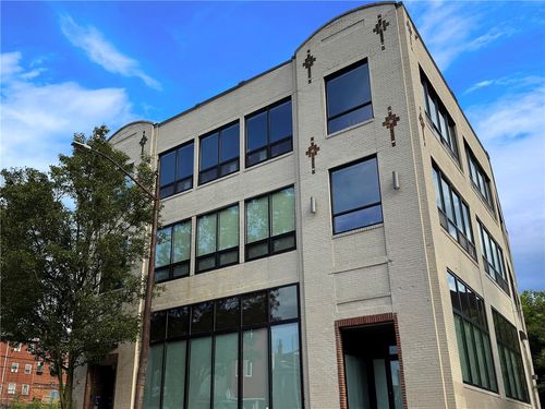 apt-203-3644 Penn Ave, Pittsburgh, PA, 15201-1374 | Card Image