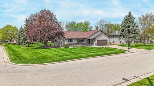 670 S 5th Avenue, Winneconne, WI, 54986 | Card Image