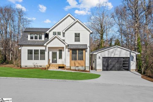 7 Farrell Kirk Ln, Greenville, SC, 29615-4801 | Card Image