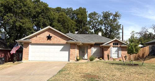 1310 Mcanear Ct, Cleburne, TX, 76033-5131 | Card Image