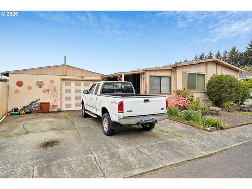 unit-98-1055 Lockhaven Dr N, Keizer, OR, 97303-6087 | Card Image
