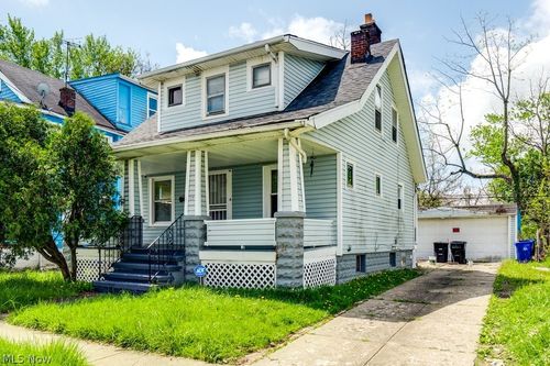 3694 E 143rd St, Cleveland, OH, 44120-4805 | Card Image