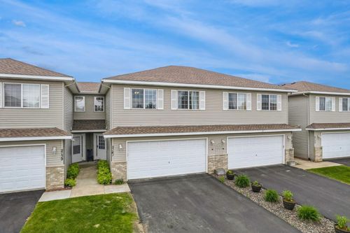 2141 Cleveland Ln S, Cambridge, MN, 55008-7102 | Card Image