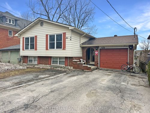 920 5th Ave E, Owen Sound, ON, N4K2S2 | Card Image