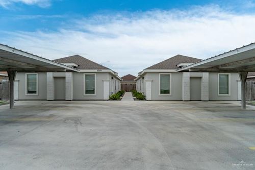 1009 W La Pointe Ave, Alton, TX, 78573-2266 | Card Image