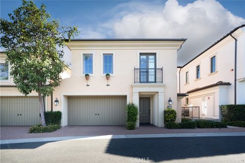 106 Working Rnch, Irvine, CA, 92602-1818 | Card Image