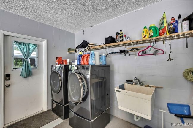 10721 N Ocean Dr, House other with 3 bedrooms, 2 bathrooms and 7 parking in CITRUS SPRINGS FL | Image 52