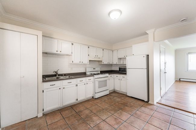 APT-14 - 956 Shermer Rd, Condo with 1 bedrooms, 1 bathrooms and 1 parking in Glenview IL | Image 4