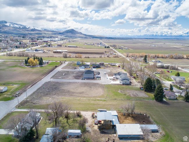 Bird's eye view featuring a mountain view | Image 15