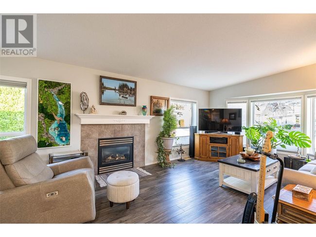 13 - 6688 Tronson Rd, House other with 3 bedrooms, 2 bathrooms and 1 parking in Vernon BC | Image 7