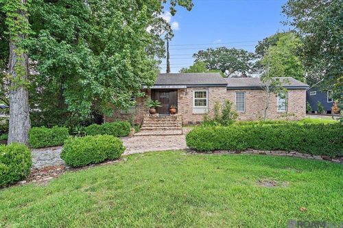 765 Longwood Dr, Baton Rouge, LA, 70806-5834 | Card Image