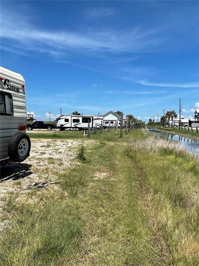 1204 N Monkhouse Dr, Home with 0 bedrooms, 0 bathrooms and null parking in Crystal Beach TX | Image 8