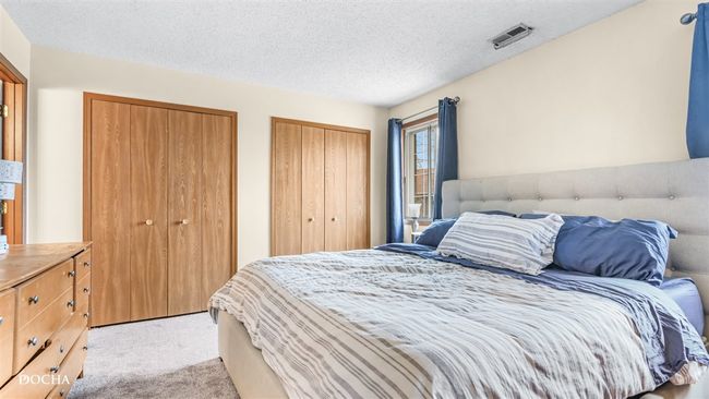 APT-302 - 457 Valley Dr, Condo with 2 bedrooms, 2 bathrooms and 2 parking in Naperville IL | Image 13
