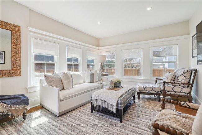 524 Locust St, Home with 0 bedrooms, 2 bathrooms and null parking in Burlington ON | Image 15