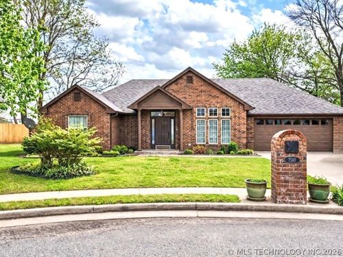 1510 Aspen Dr, Tahlequah, OK, 74464-6011 | Card Image