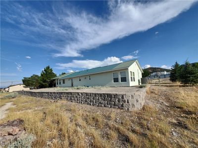 207 Hollywood Way, House other with 3 bedrooms, 1 bathrooms and null parking in Pioche NV | Image 2