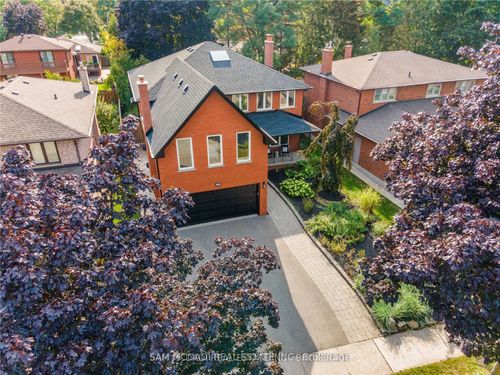 2212 Florian Rd, Mississauga, ON, L5A2M4 | Card Image