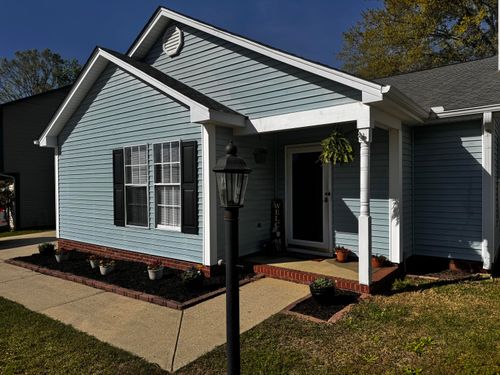 218 Okehampton Dr, Goose Creek, SC, 29445-6607 | Card Image