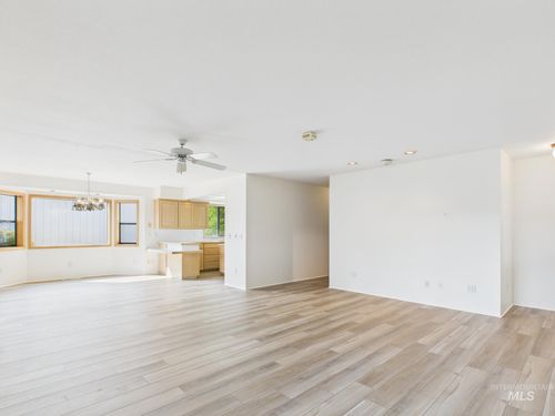3507 10th St, Lewiston, ID, 83501-5401 | Card Image