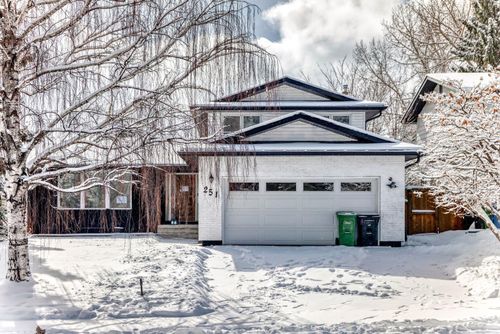 251 Cannell Pl Sw, Calgary, AB, T2W1T6 | Card Image
