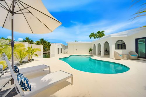 52 Key Haven Rd, Key West, FL, 33040-6220 | Card Image
