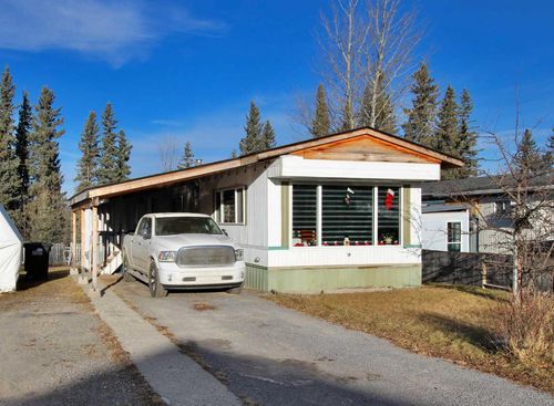 108 Fir Ave, Hinton, AB, T7V1M7 | Card Image