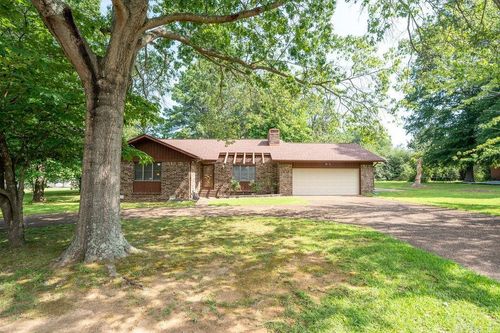 1812 Westgate Cir, Heber Springs, AR, 72543 | Card Image