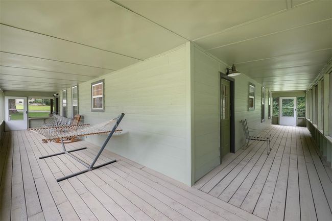 17042 State Highway 21 E, Home with 7 bedrooms, 9 bathrooms and 3 parking in Grapeland TX | Image 43
