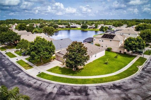 2672 Bellewater Pl, OVIEDO, FL, 32765-5025 | Card Image