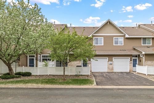 92-14075 Plymouth Ave, Burnsville, MN, 55337-5712 | Card Image