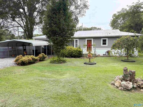 312 Kirby St, Scottsboro, AL, 35768-2143 | Card Image