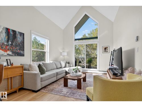 309-9927 79 Ave Nw, Edmonton, AB, T6E1R3 | Card Image
