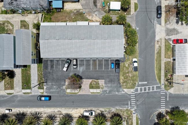 511 1 St St, Townhouse with 2 bedrooms, 2 bathrooms and null parking in CEDAR KEY FL | Image 8