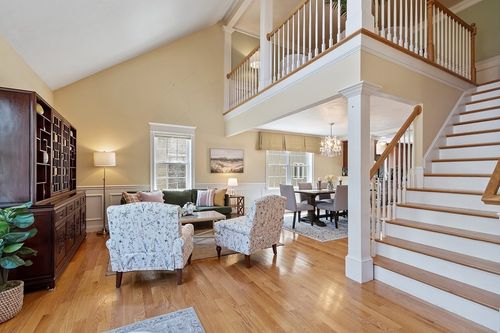 10-10 Ellsworth Village Rd, Acton, MA, 01720-5686 | Card Image