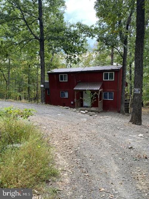1512 Nancy Jack Rd, GERRARDSTOWN, WV, 25420-3084 | Card Image